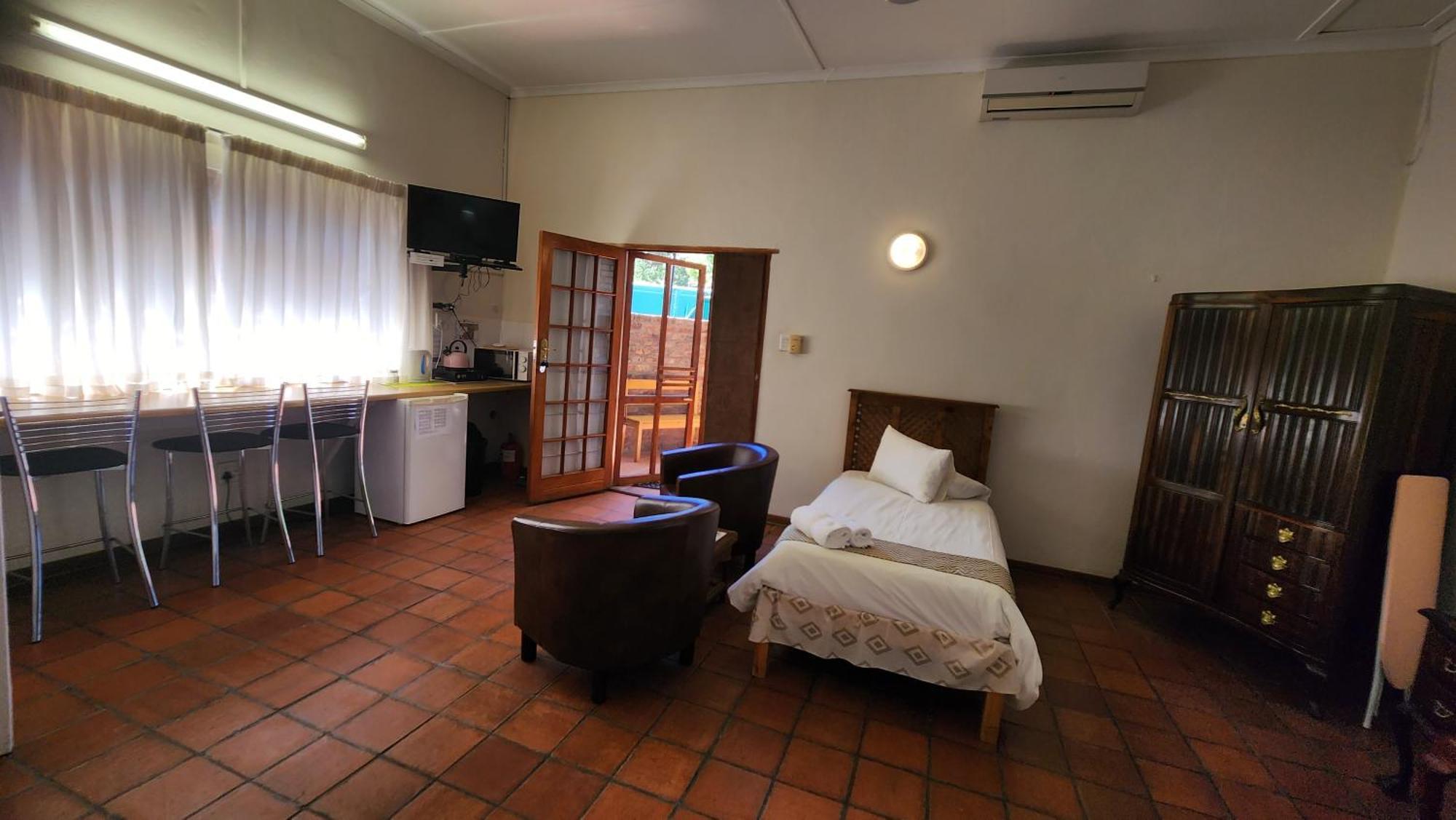 Country Village Graaff-Reinet Eksteriør billede